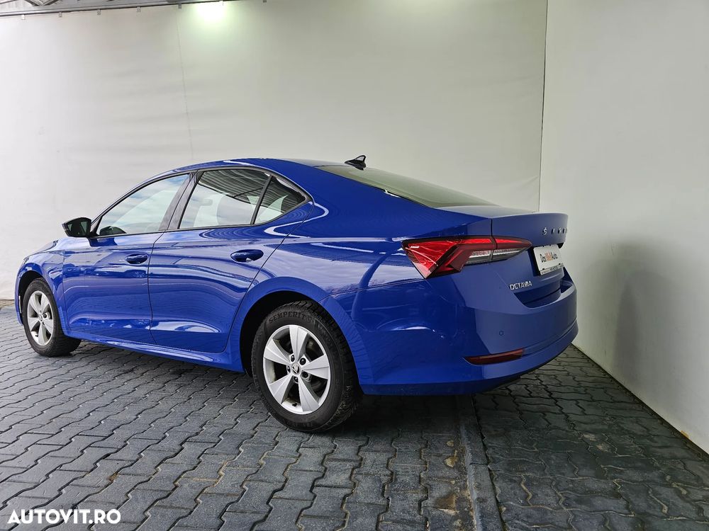 Skoda Octavia 2.0 TDI DSG Ambition - 3