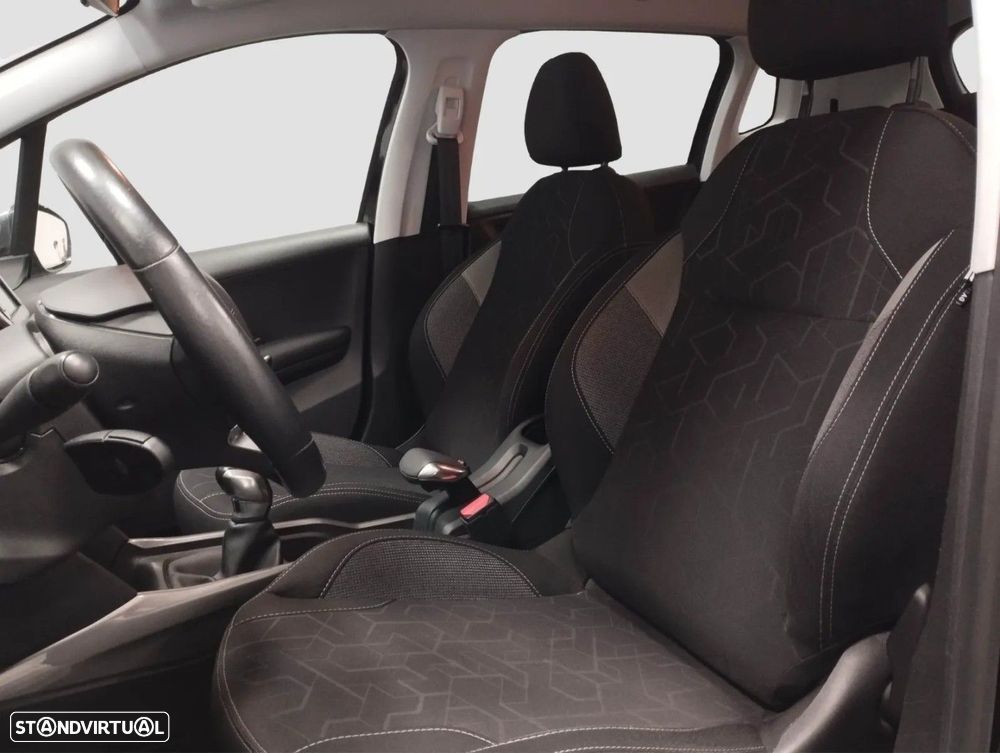 Peugeot 2008 1.2 VTi Active - 6