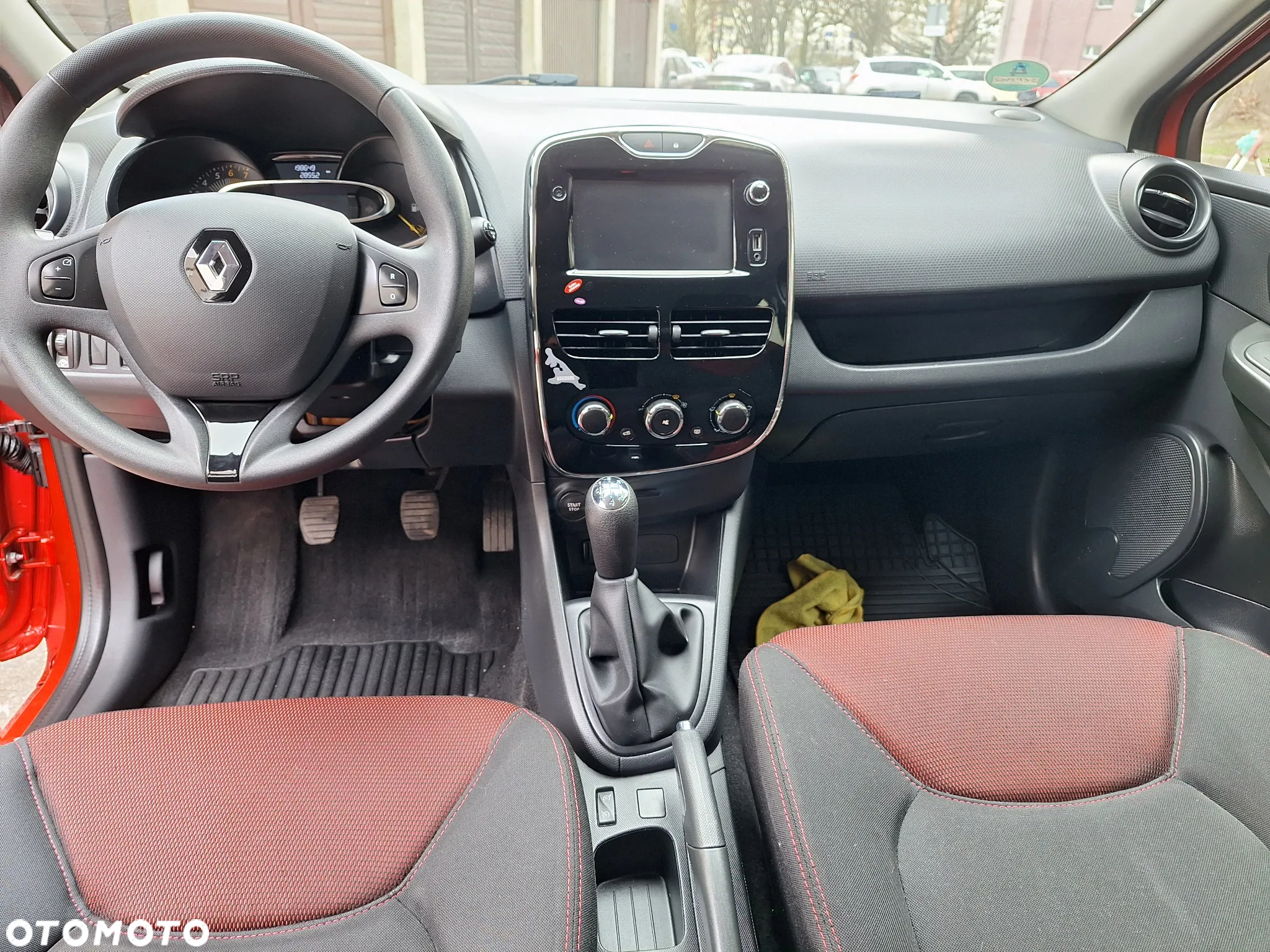 Renault Clio Grandtour 1.2 16V 75 Business - 22