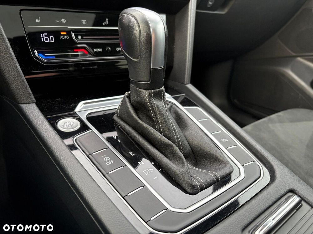 Volkswagen Arteon 2.0 TSI R-Line DSG - 29