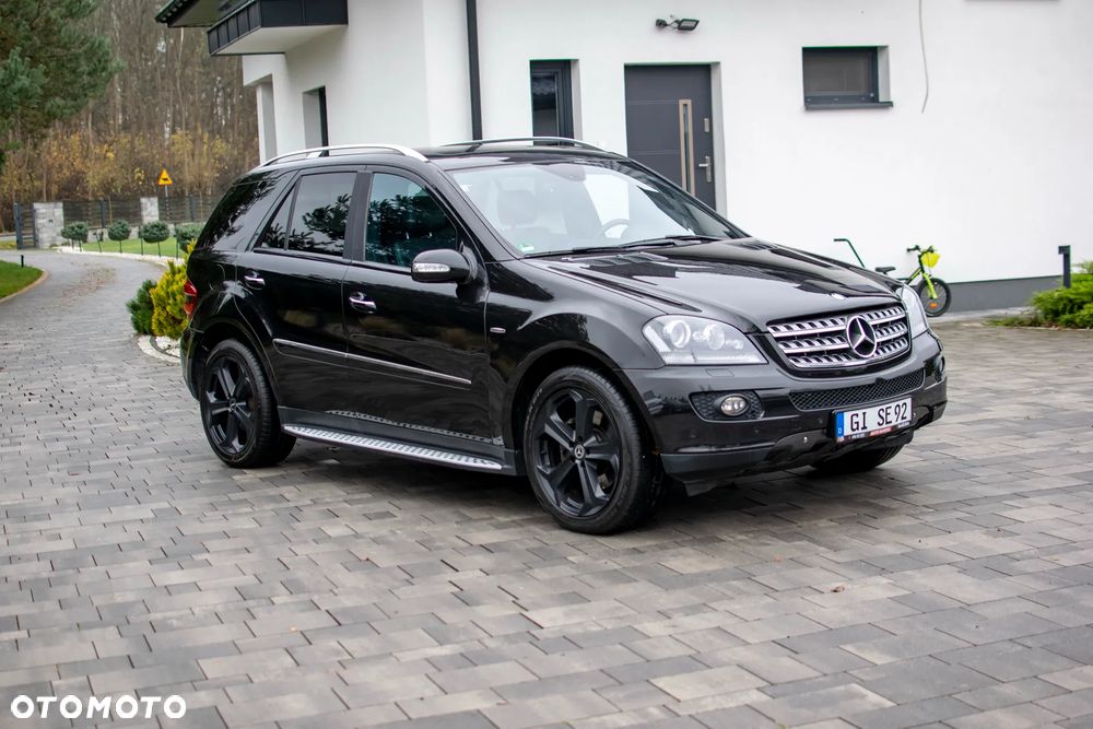 Mercedes-Benz ML - 13