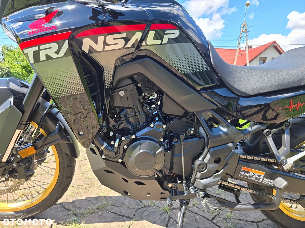 Honda Transalp - 17