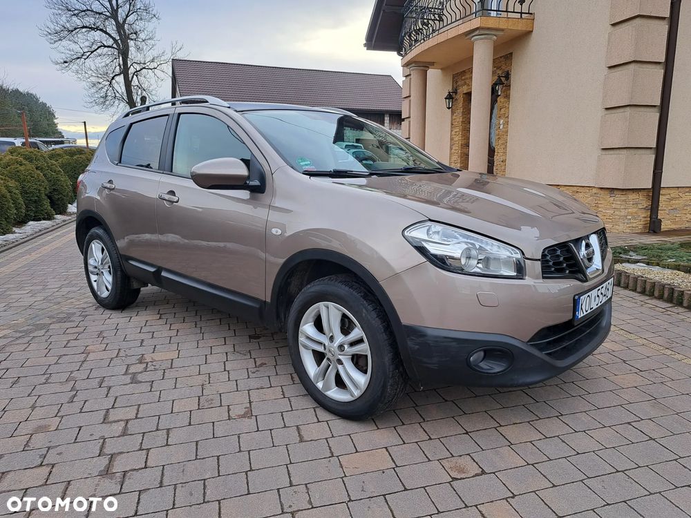 Nissan Qashqai 2.0 Tekna CVT - 2