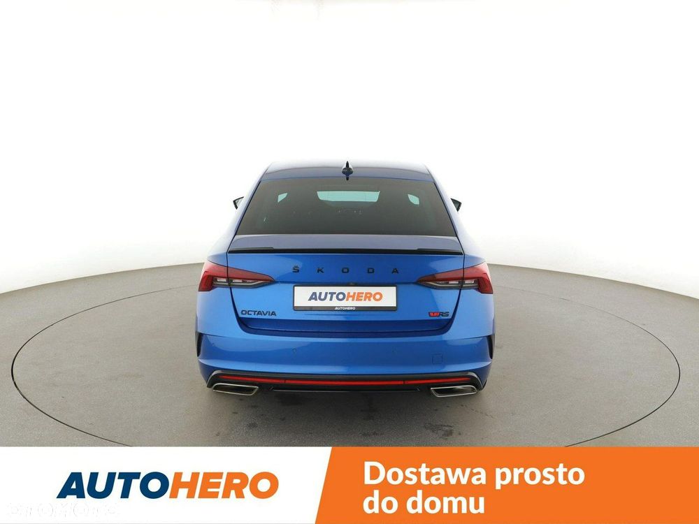 Skoda Octavia 2.0 TDI DSG RS - 6