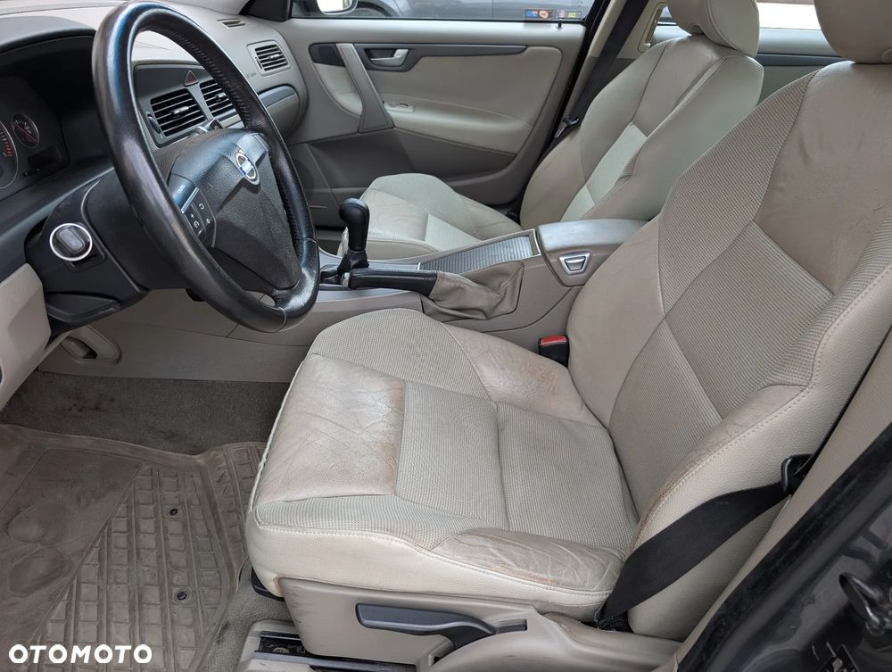 Volvo S60 2.4D Momentum - 18