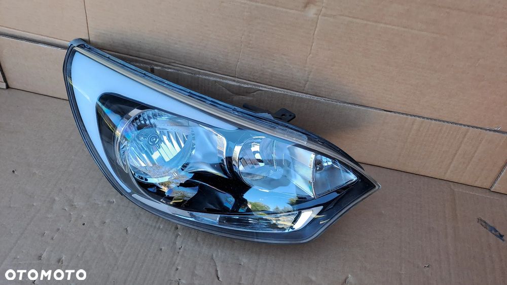 KIA RIO III PRAWA LAMPA REFLEKTOR PRAWY ZWYKŁA 92102-1WXXX ŁADNA - 2