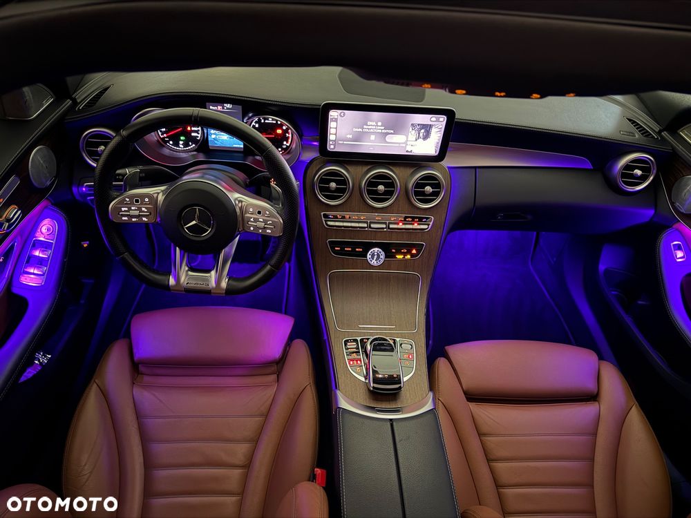 Mercedes-Benz Klasa C AMG 43 4Matic AMG TCT 9G - 31