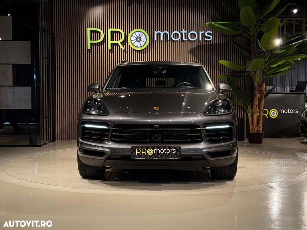 Porsche Cayenne - 3