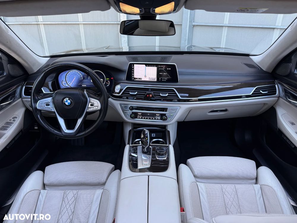 BMW Seria 7 730Ld xDrive - 23