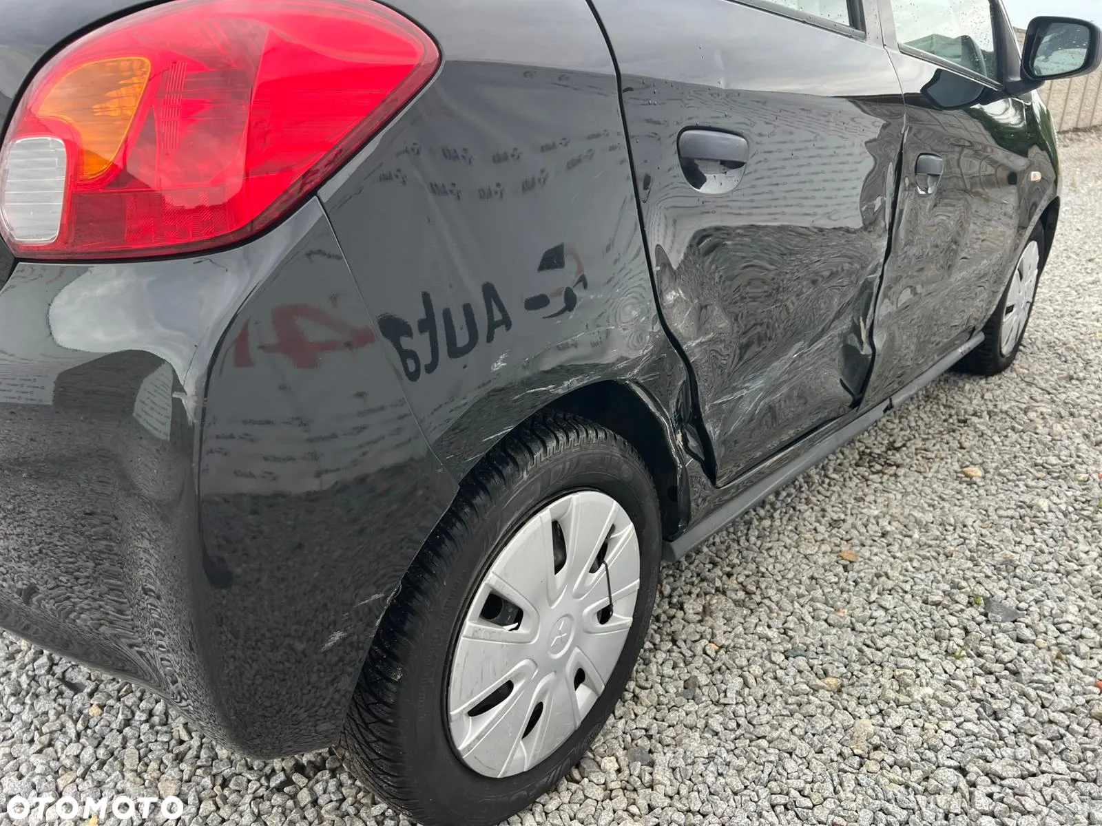 Mitsubishi Space Star 1.0 Active - 13