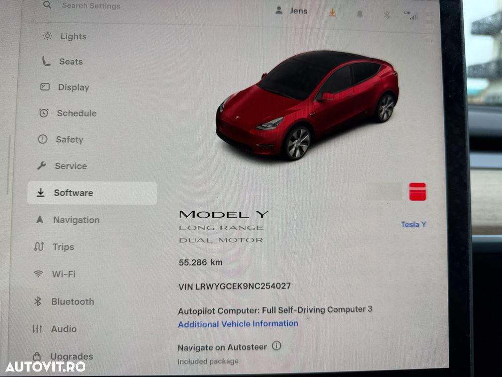 Tesla Model Y - 16