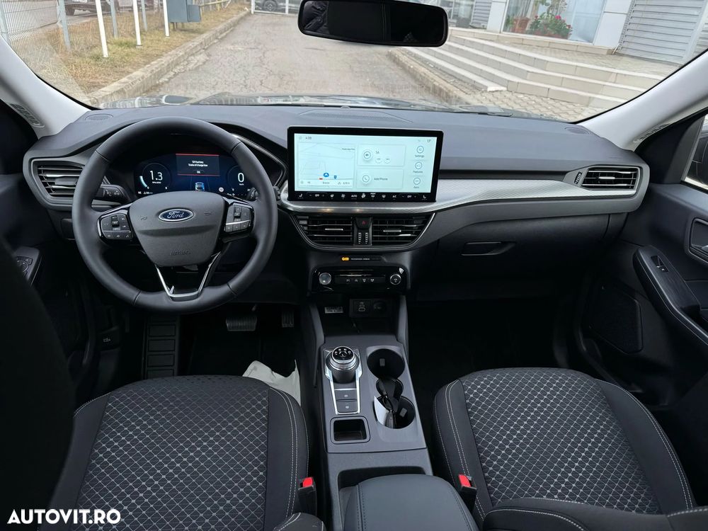 Ford Kuga 1.5 EcoBoost A8 FWD Titanium - 5