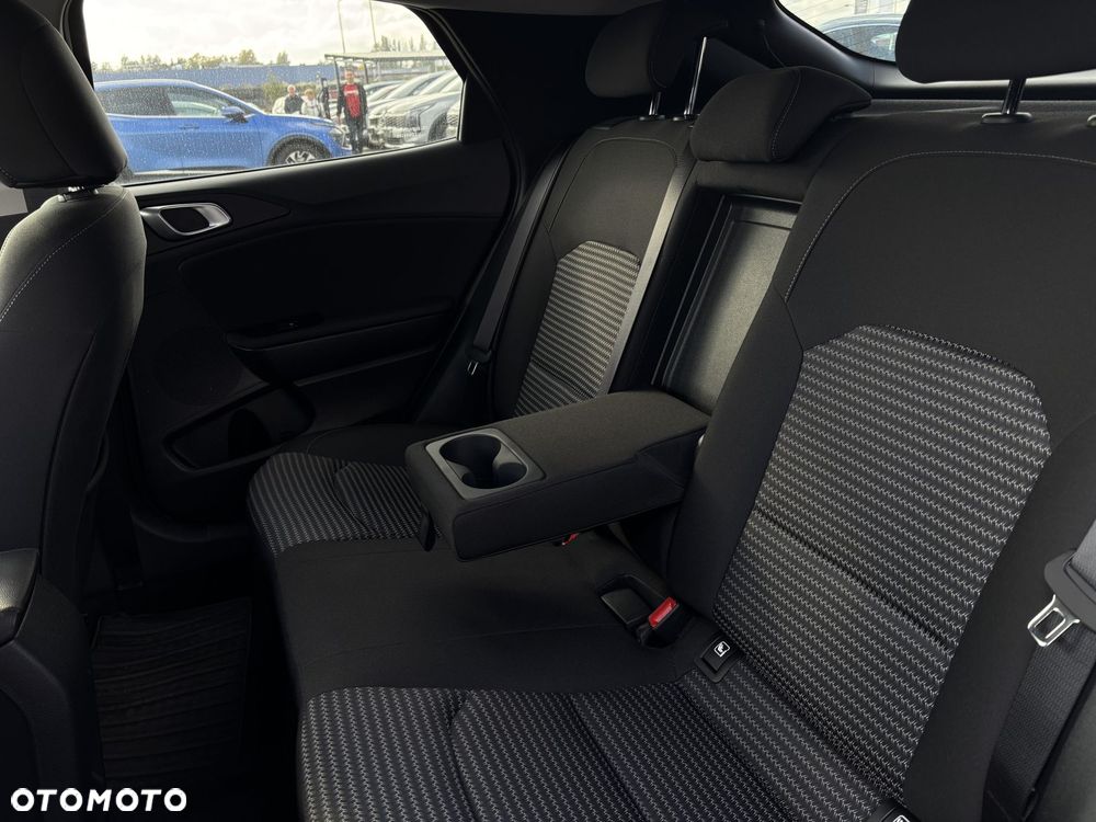 Kia XCeed 1.5 T-GDI M - 11