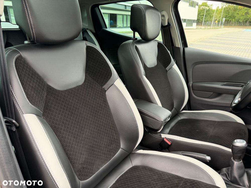 Renault Clio (Energy) TCe 90 Bose Edition - 25