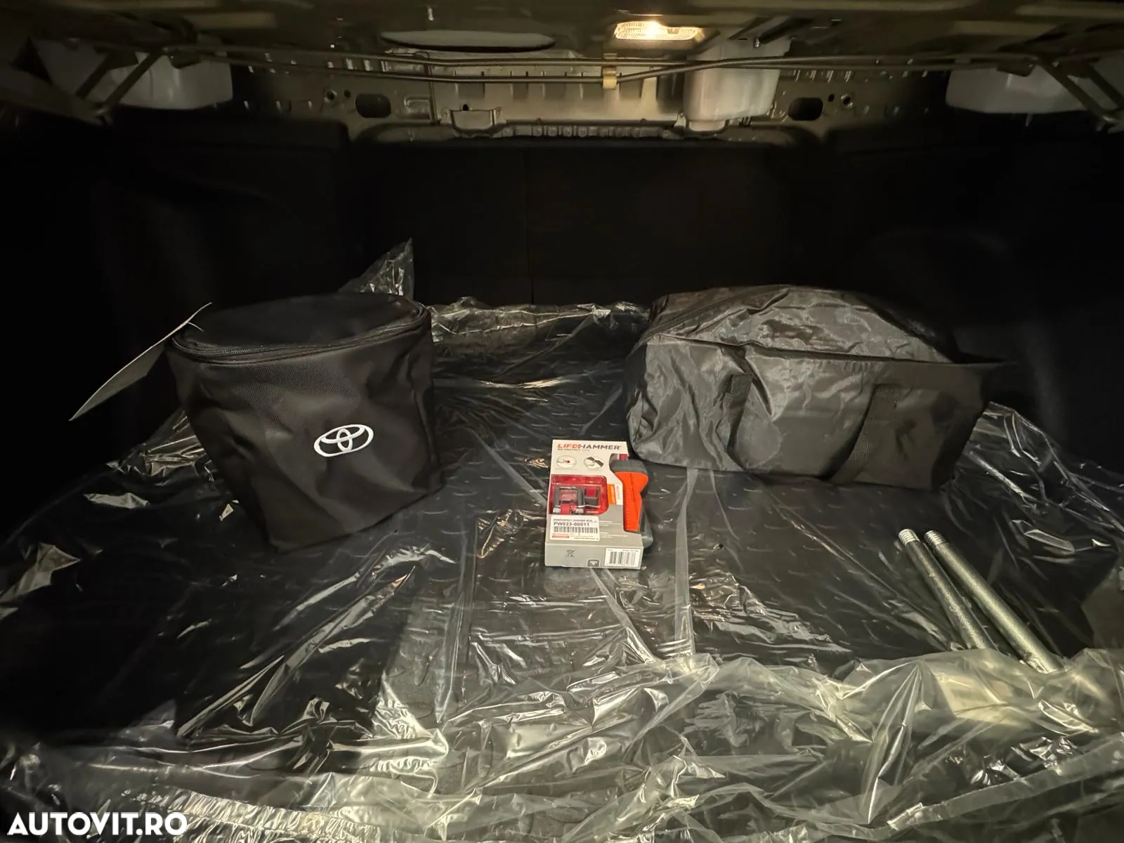 Toyota Corolla 1.8 HSD Dynamic - 19