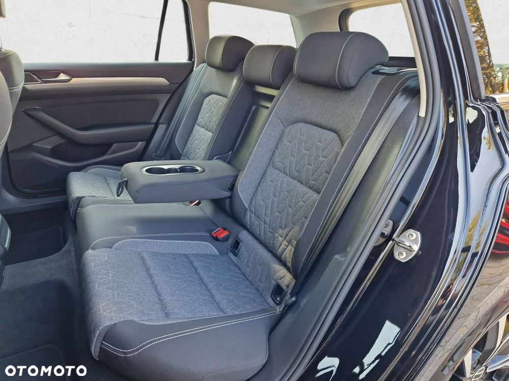Volkswagen Passat 2023