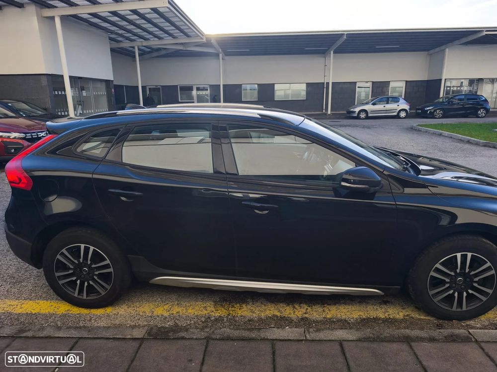 Volvo V40 Cross Country 2.0 D3 - 2