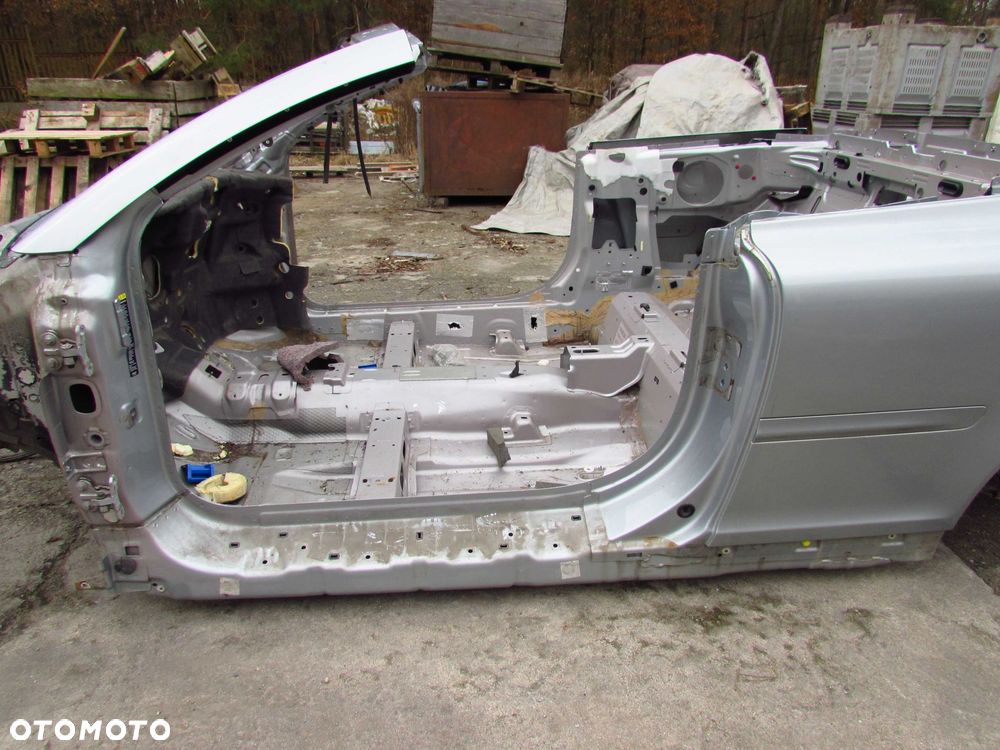 VOLVO C70 II 06-13 CWIARTKA BLOTNIK TYL LEWY 477 - 4