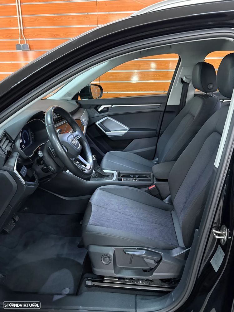 Audi Q3 45 TFSIe S tronic S line - 11