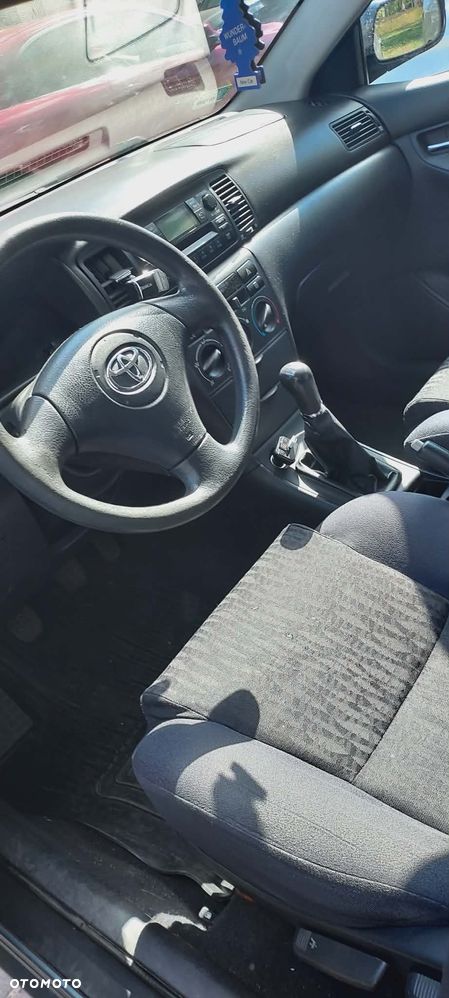 Toyota Corolla - 5