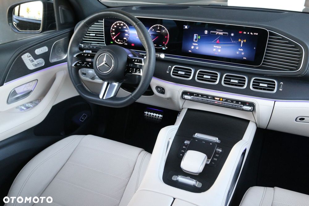 Mercedes-Benz GLS - 17