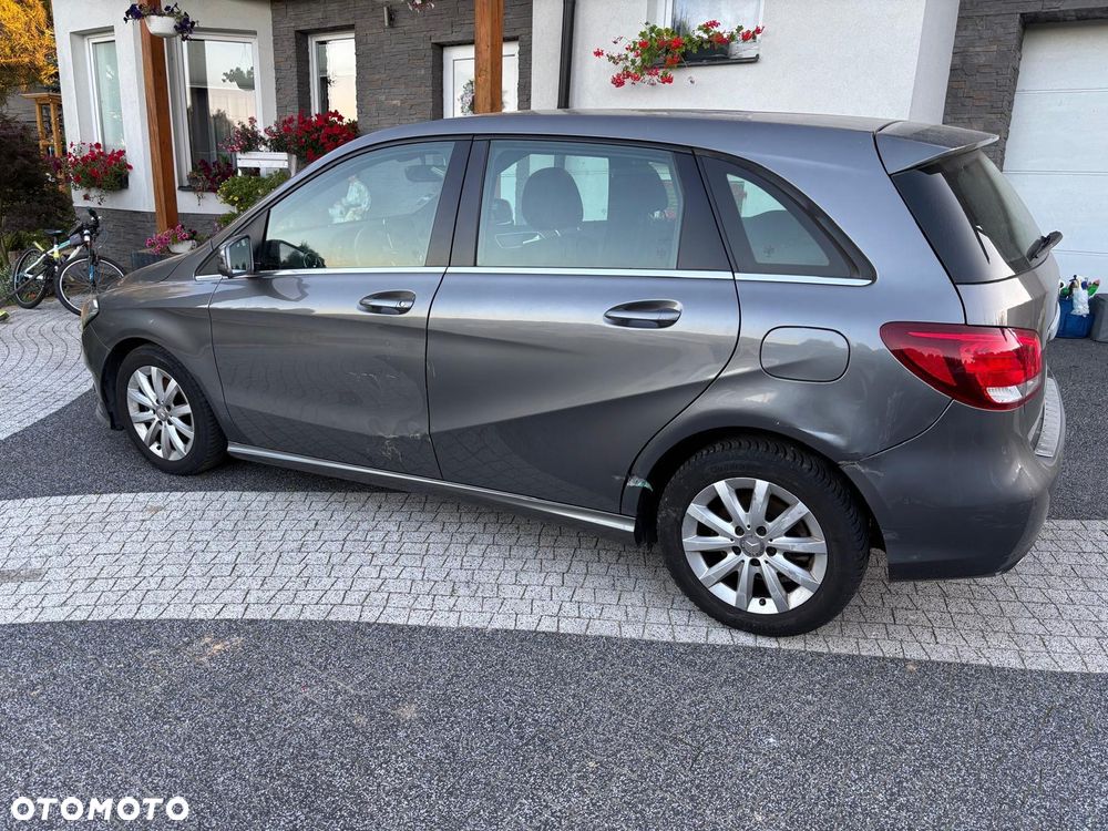 Mercedes-Benz Klasa B 180 (CDI) d - 3