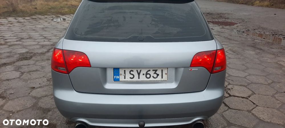 Audi A4 Avant 2.0 TDI Quattro - 18