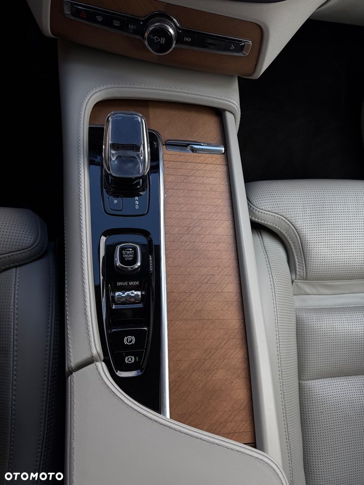 Volvo XC 90 D5 AWD Inscription 7os - 23
