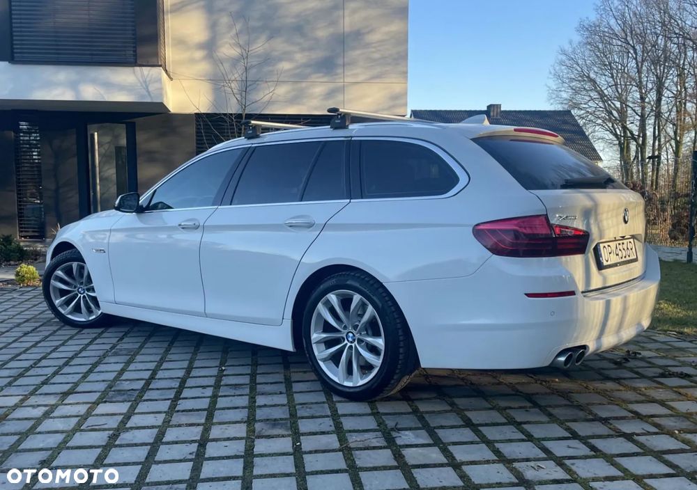 BMW Seria 5 520d xDrive Luxury Line - 4