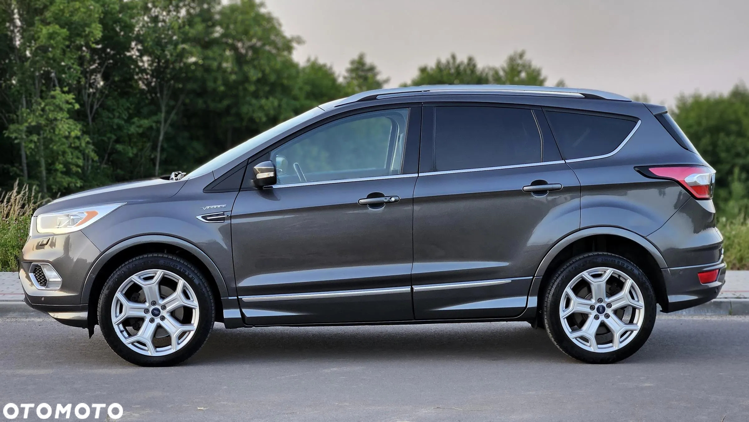 Ford Kuga 2.0 TDCi 4x4 Vignale - 10