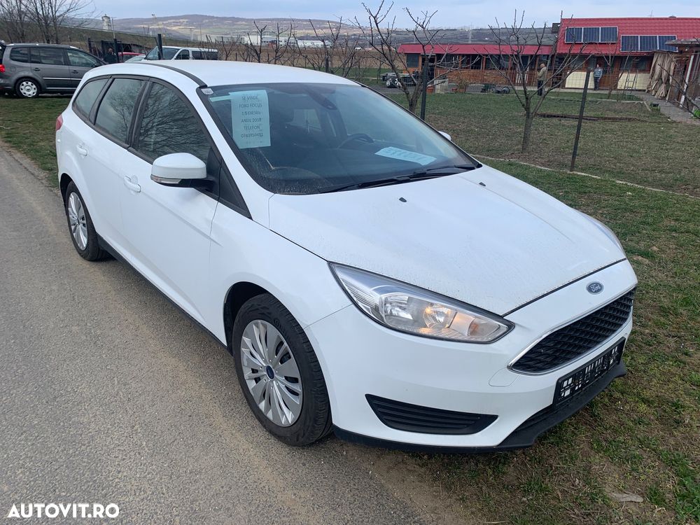 Ford Focus - 13