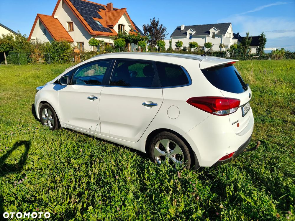 Kia Carens 1.6 GDI L - 6