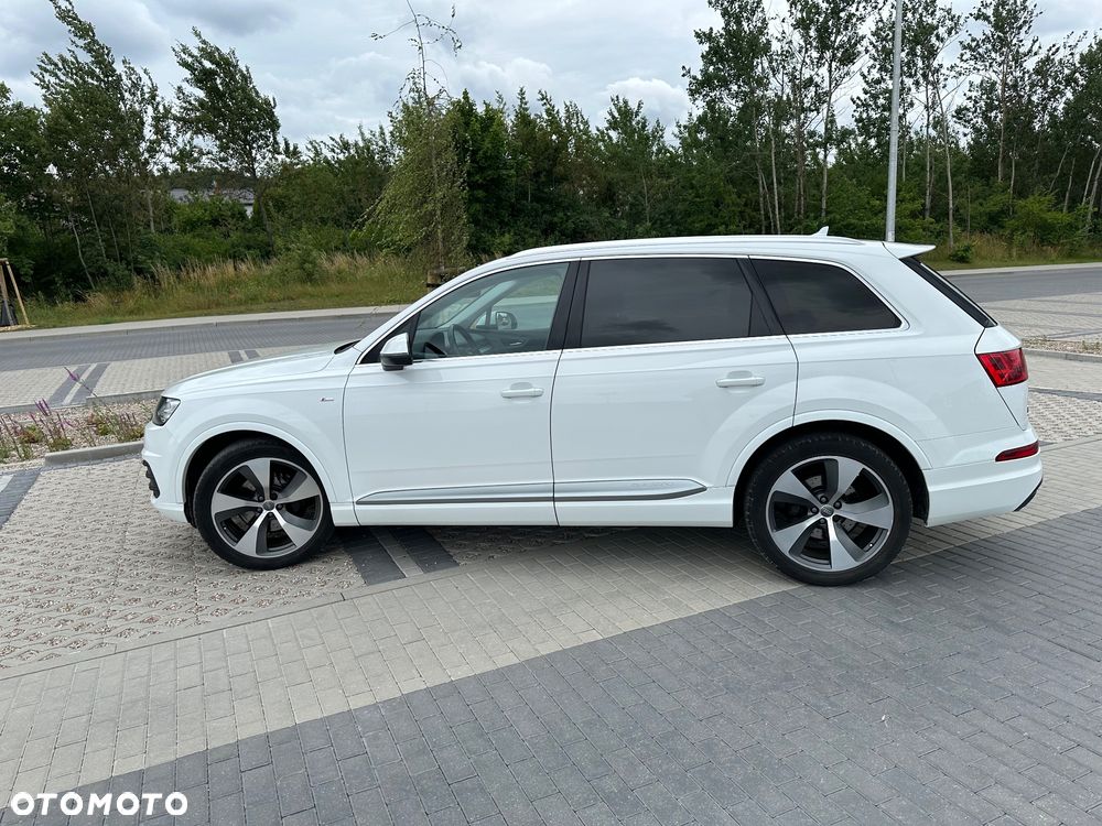 Audi Q7 - 7
