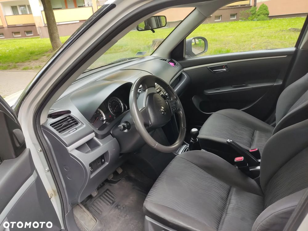 Suzuki Swift 1.2 Club - 6