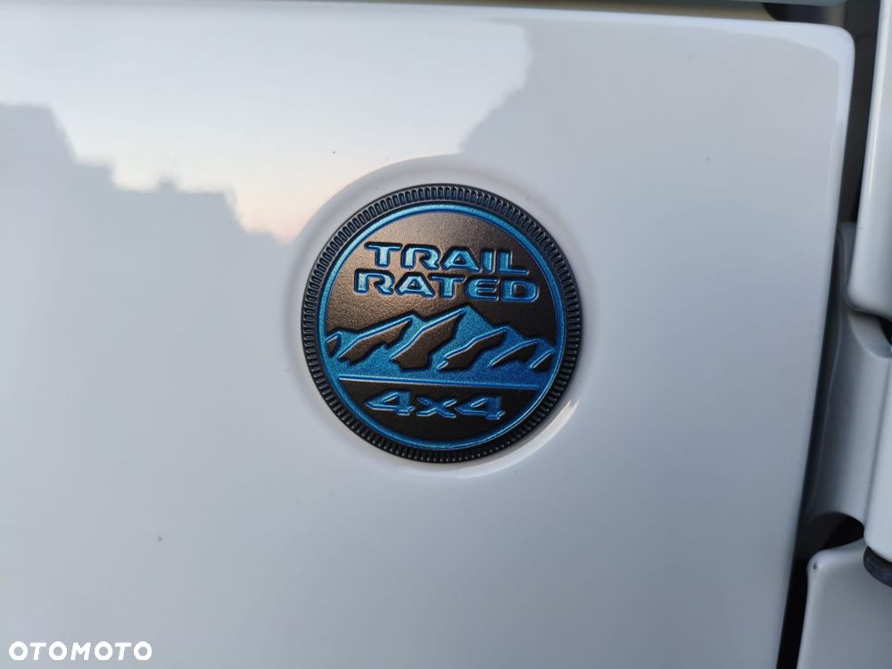 Jeep Wrangler - 30