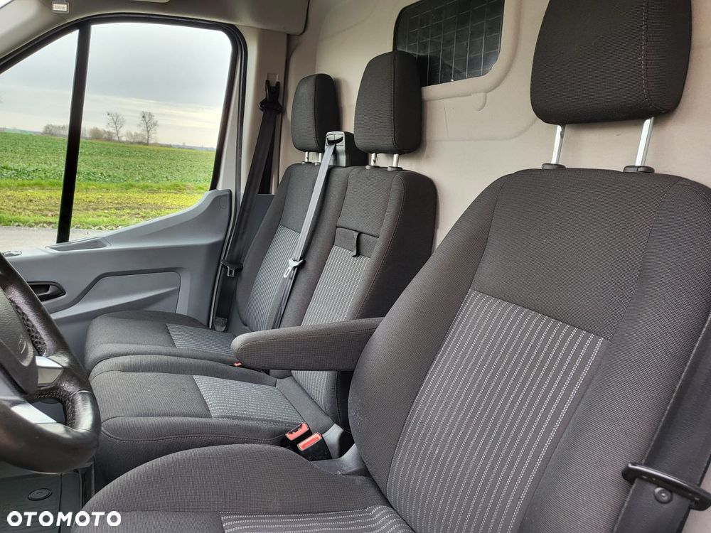 Ford Transit - 13