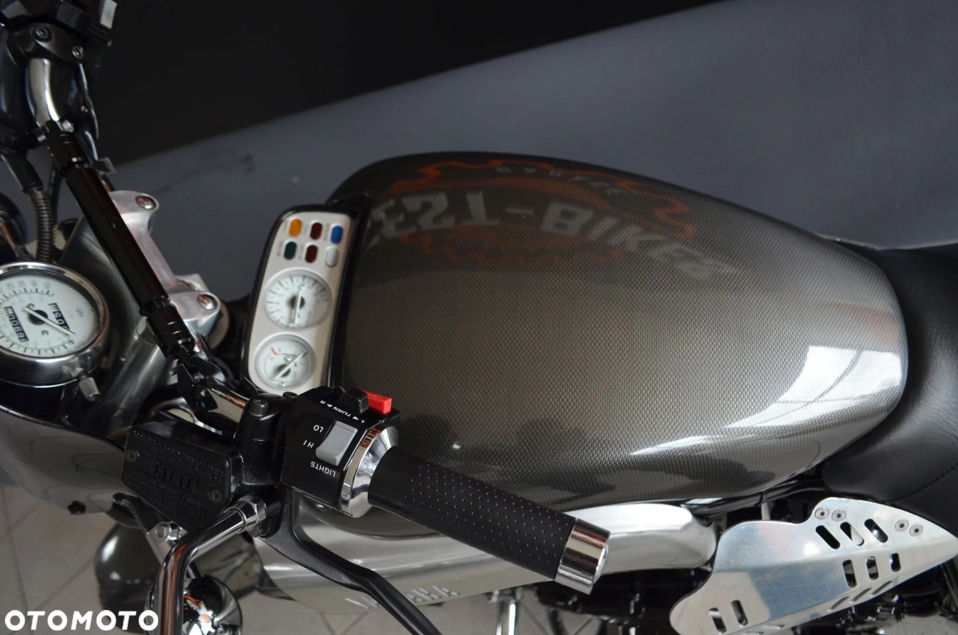 Yamaha V-MAX - 33