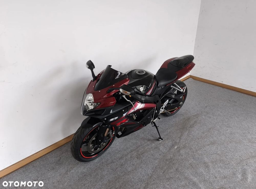 Suzuki GSX-R - 8