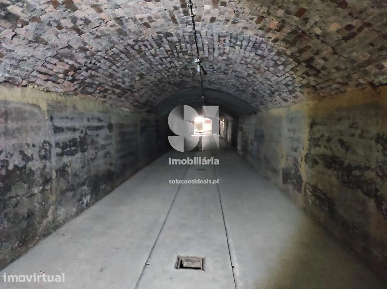 Armazém Caves de espumantização Anadia Centro - Grande imagem: 3/33