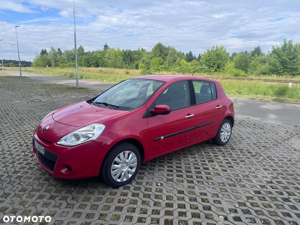 Renault Clio - 1