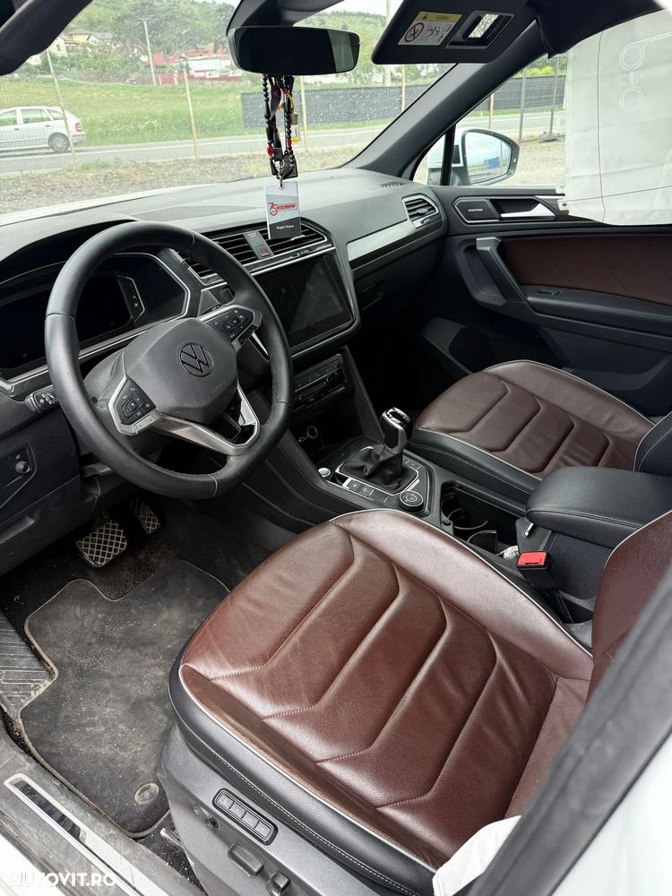 Volkswagen Tiguan 2.0 TDI SCR DSG 4Motion Elegance - 10
