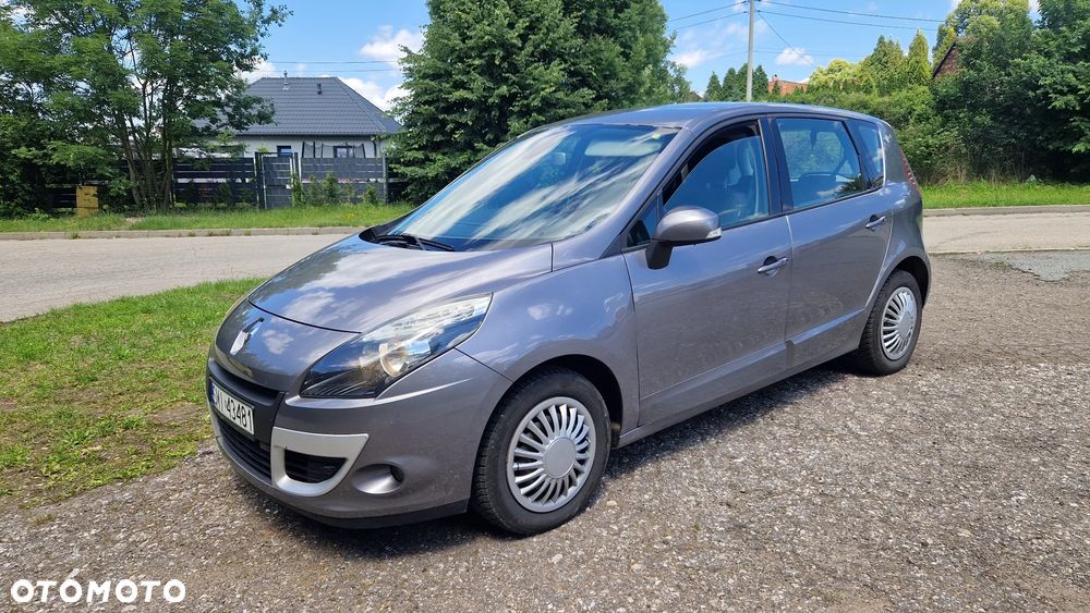 Renault Scenic - 1