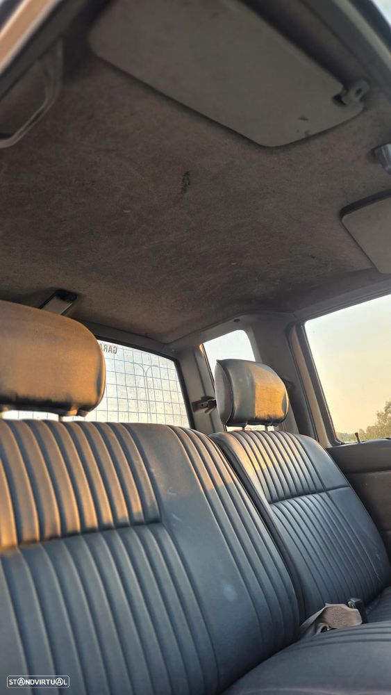 Nissan Pick Up - 21