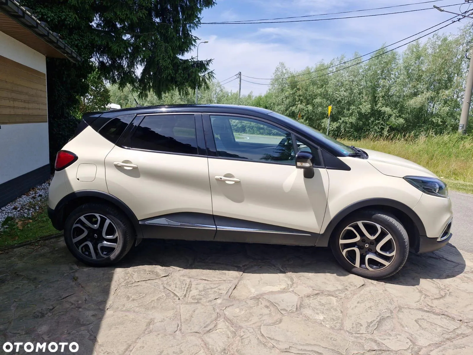 Renault Captur (ENERGY) TCe 90 BOSE EDITION - 23