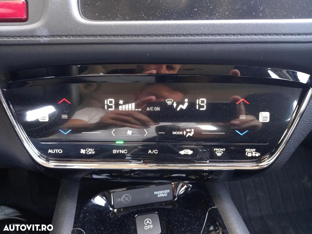 Honda HR-V 1.5 i-VTEC M/T Elegance - 20