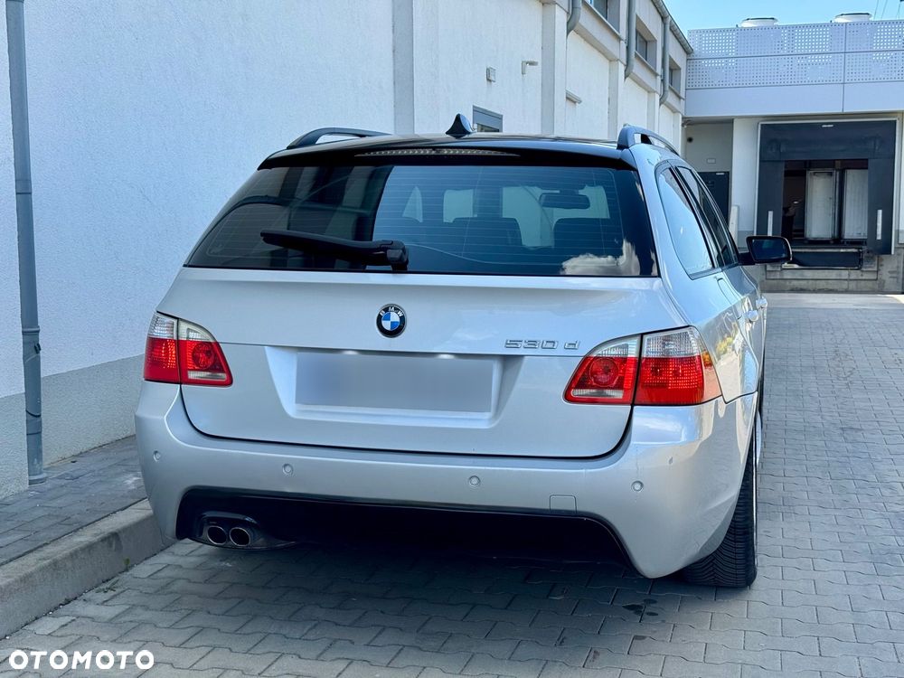 BMW Seria 5 530d - 23