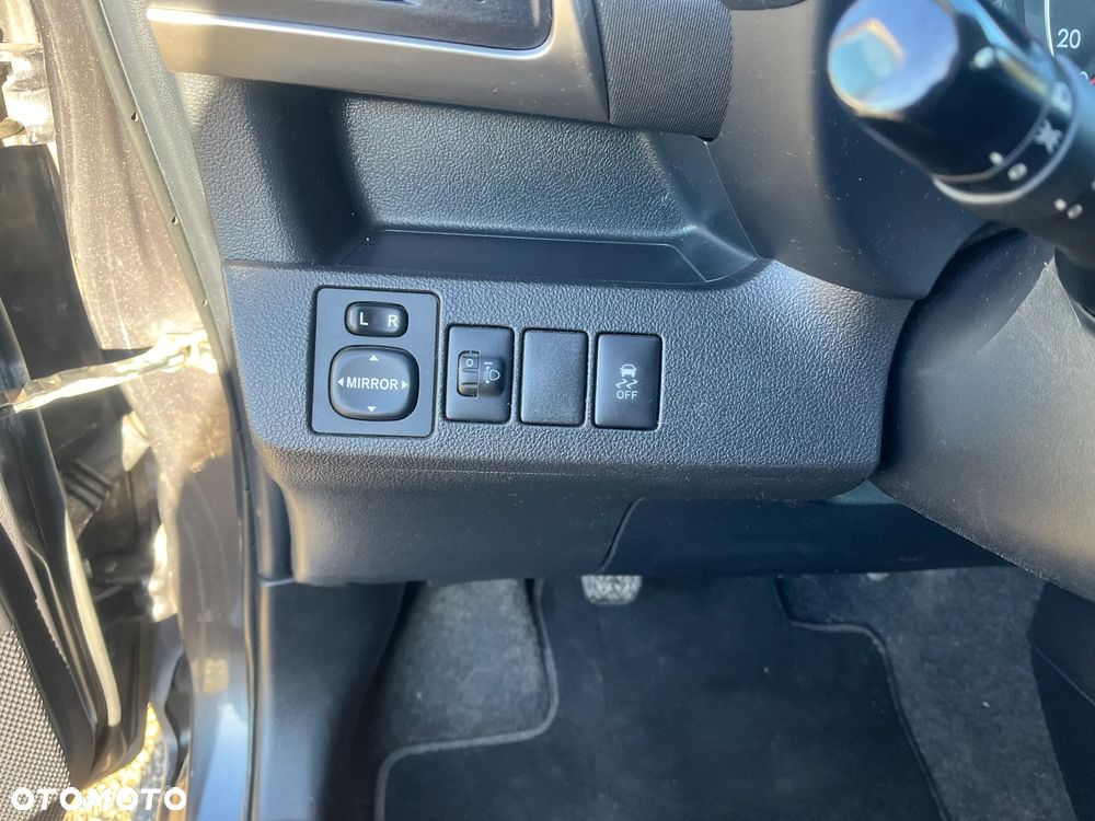 Toyota Verso S 1.33 VVT-i Comfort - 19