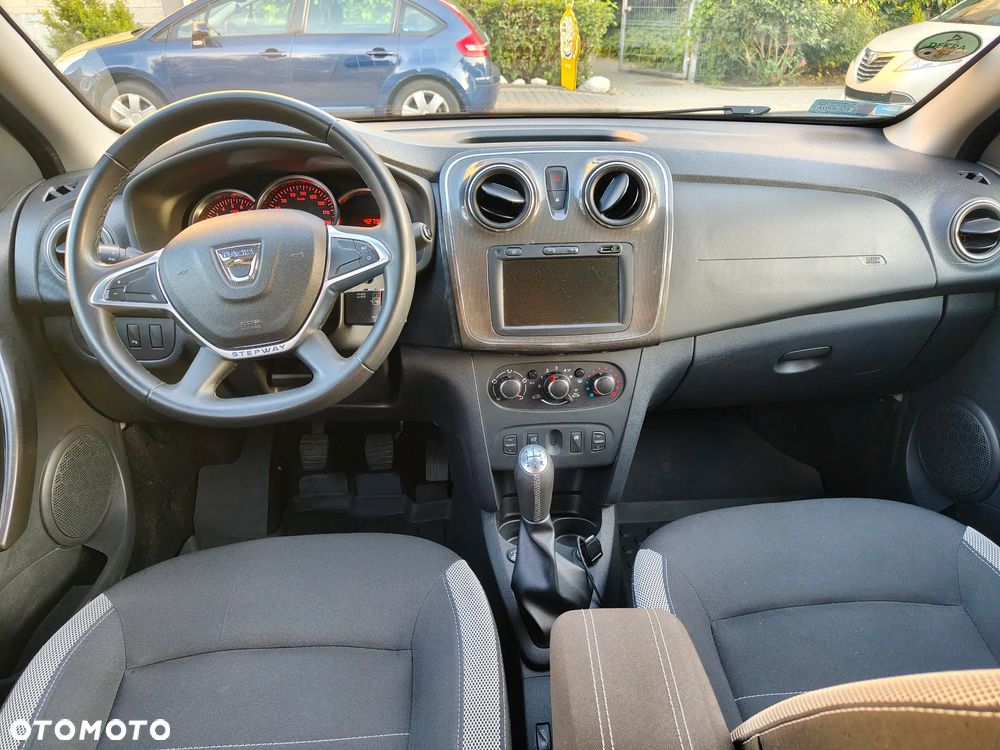 Dacia Sandero Stepway 1.0 TCe Laureate S&S - 16