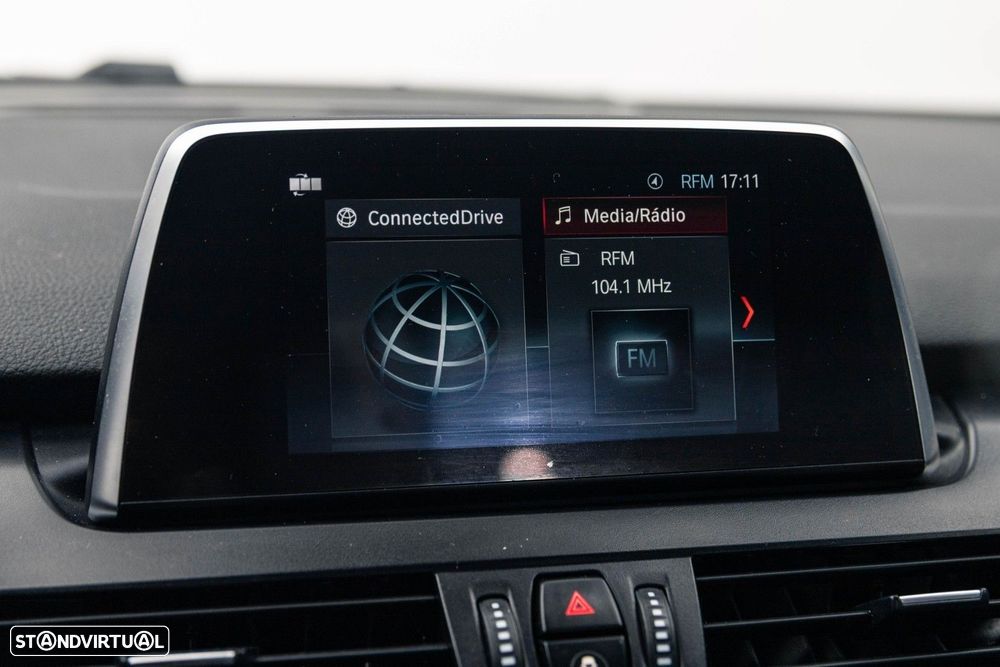 BMW 218 Active Tourer i Advantage Auto - 34