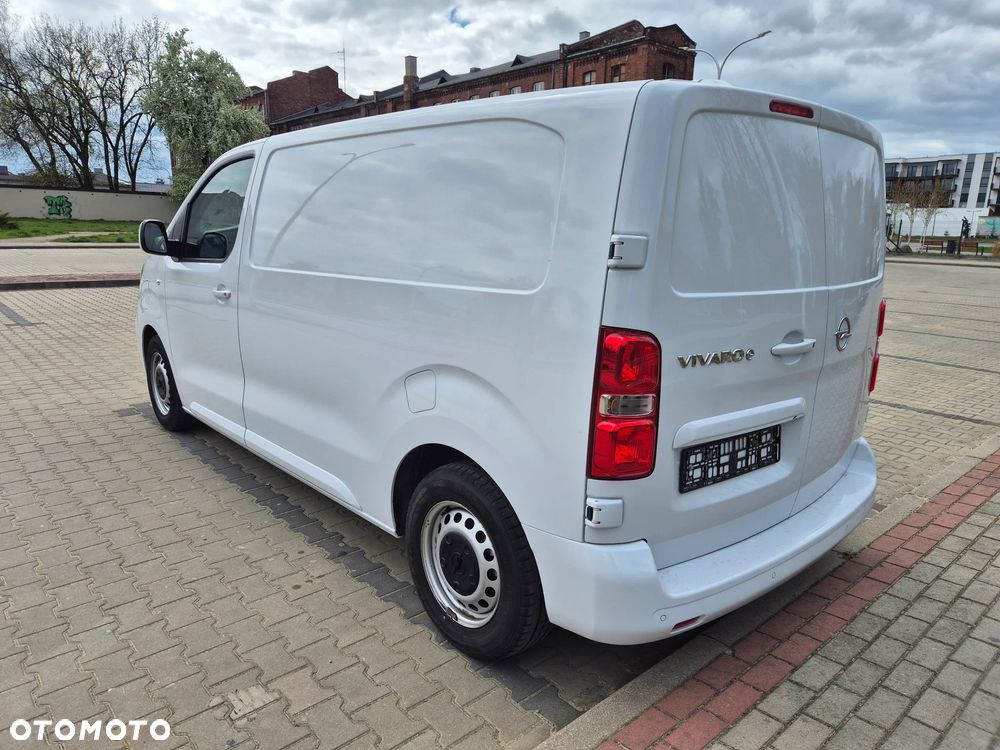Opel Vivaro / Expert / Scudo / Jumpy / Proace - 36